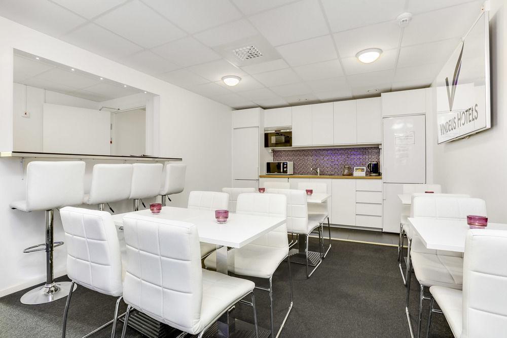 Hotel Vindeus Sodertalje Bagian luar foto