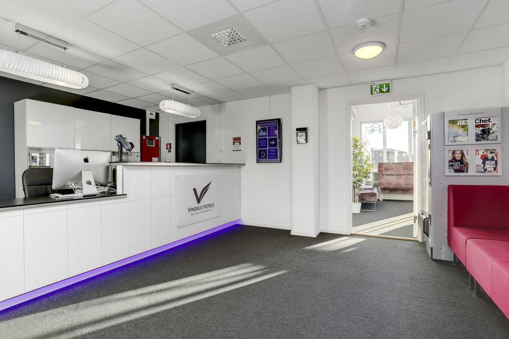 Hotel Vindeus Sodertalje Bagian luar foto