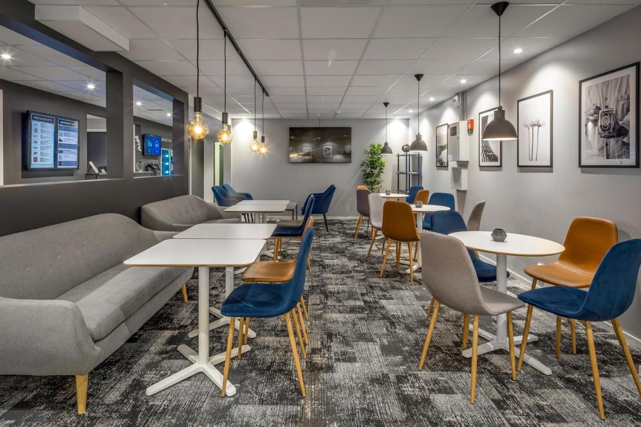 Hotel Vindeus Sodertalje Bagian luar foto