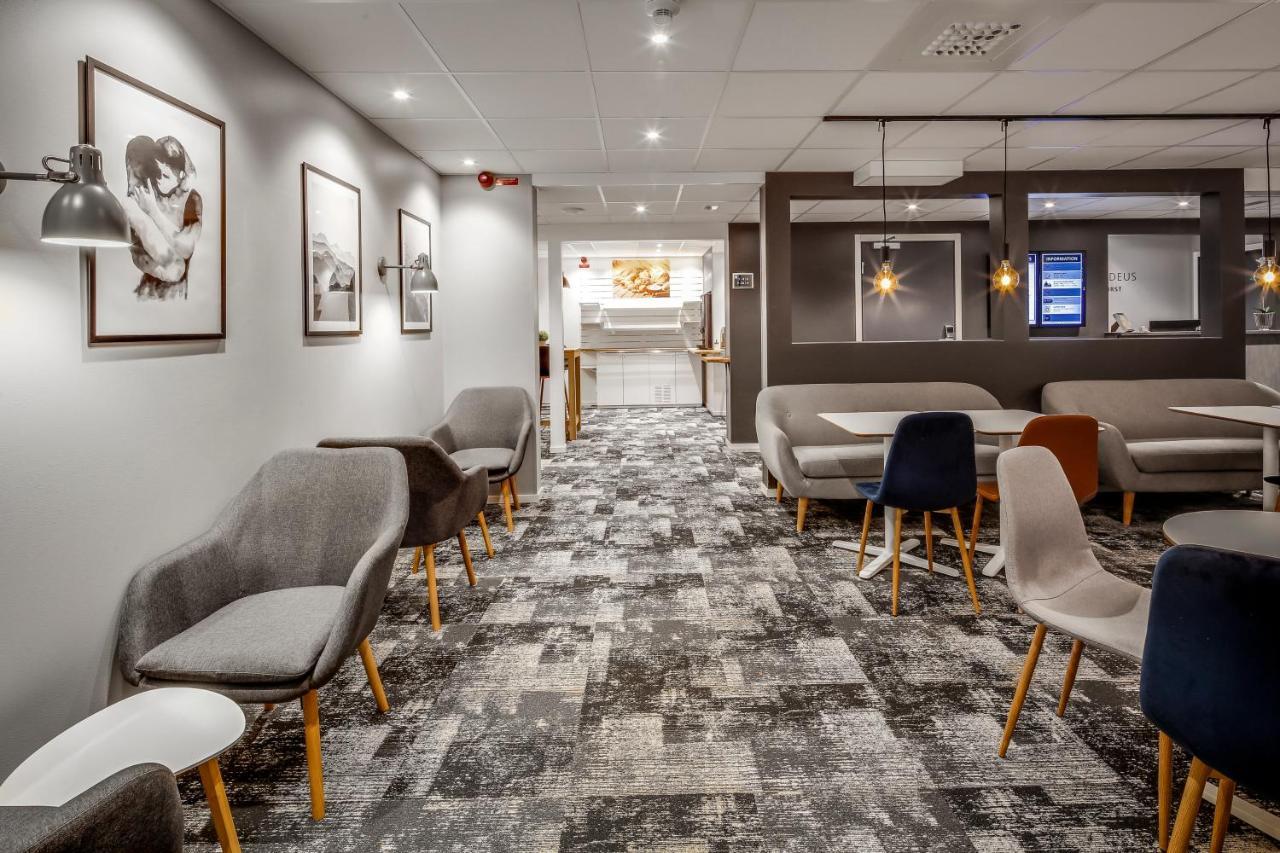 Hotel Vindeus Sodertalje Bagian luar foto